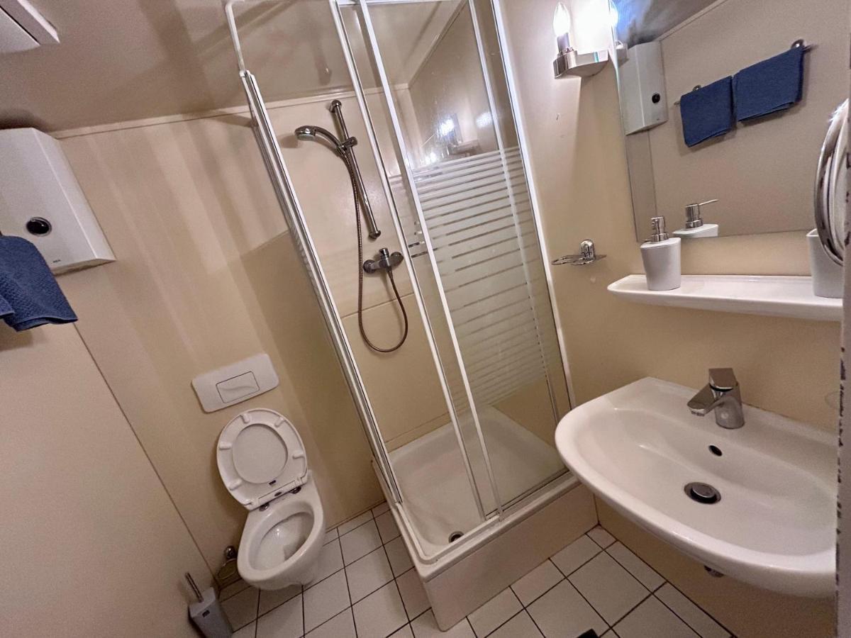 Piano Apartment In Halle Center - Netflix - Free Wifi 1 외부 사진